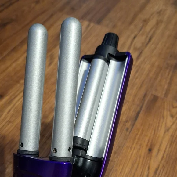 TIGI Bed Head A Wave We Go - Picture 4 of 4